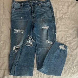 American Eagle Distressed Super Stretch Skinny Jean